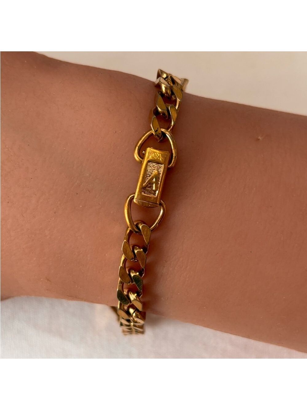 Vintage Tone Gold Curb Chain Bracelet